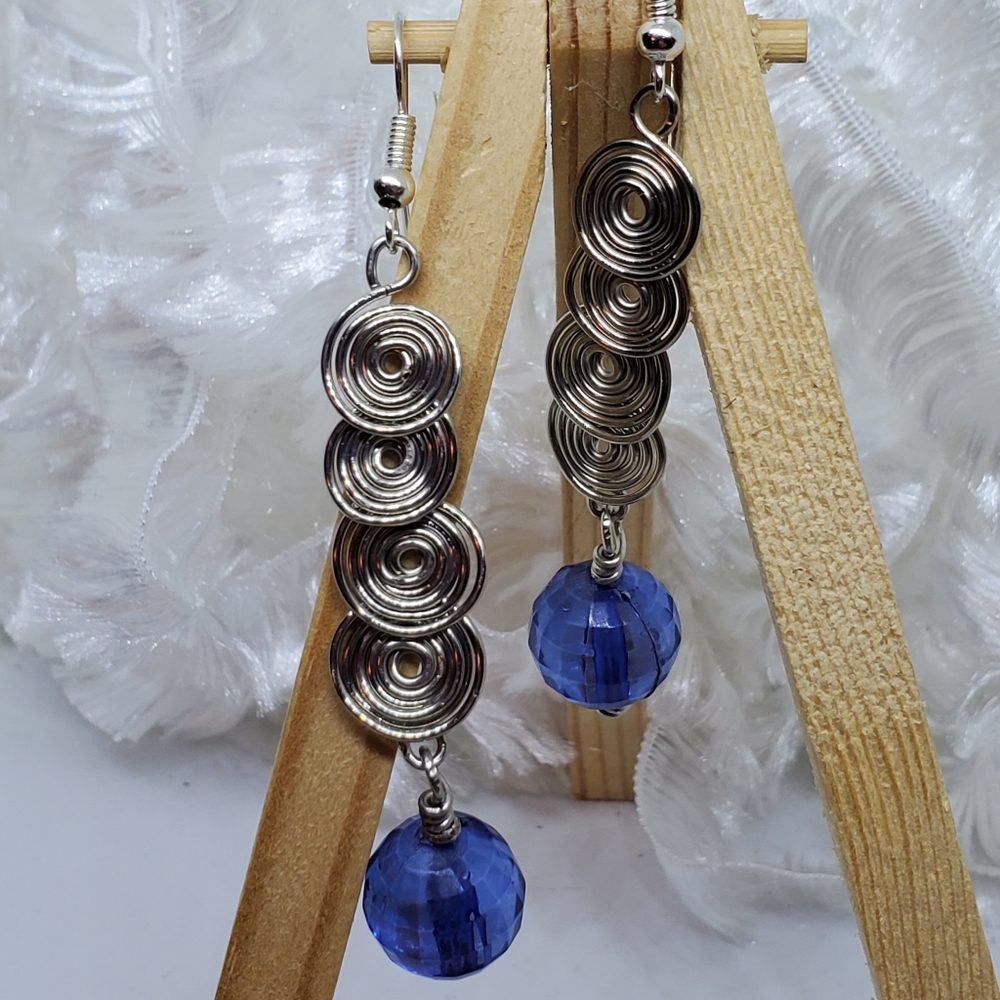Wire Swirl Dangle Earrings